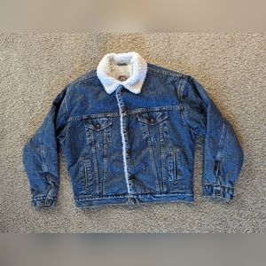 Vintage LEVI'S Sherpa Trucker Denim Jacket USA Made size Men's Large Used